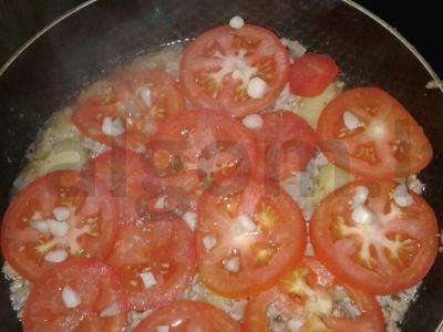 Kepinys su vištienos faršu, bulvėmis ir daržovėmis Žingsnis 2