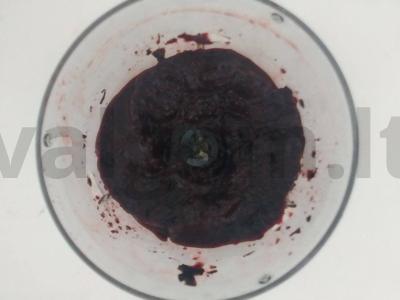 Skani mėlynių sūrio pyragas su migdolų drožlėmis Žingsnis 3