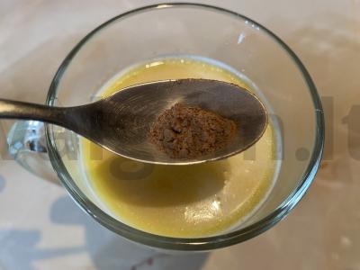 Pieno gėrimas su medumi ir cinamonu Žingsnis 4