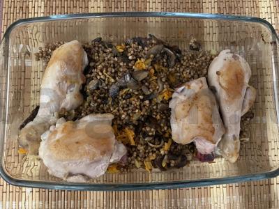 Grikių košė su vištiena ir grybais orkaitėje Žingsnis 4