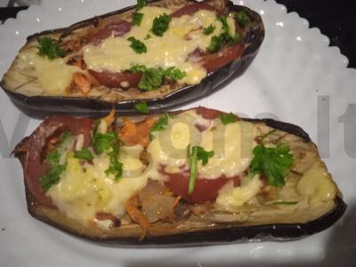 Baklažanai, įdaryti daržovėmis pagrindine nuotrauka