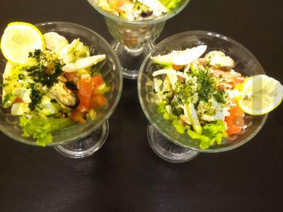 Salotas „Jūrinis“ su midijomis taurėje Žingsnis 8