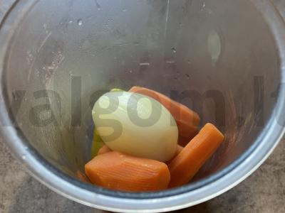 Sriuba su paslėptais daržovėmis Žingsnis 4