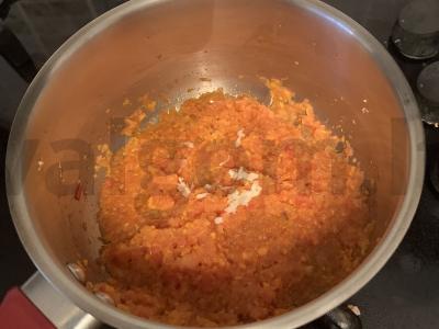 Adžika su pomidorais ir obuoliais Žingsnis 4