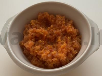 Adžika su pomidorais ir obuoliais pagrindine nuotrauka