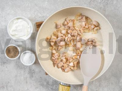 Blynai su vištiena ir grietine Žingsnis 2