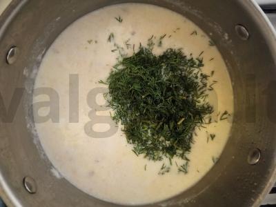 Skanus pieno sriuba su žuvies konservais Žingsnis 4