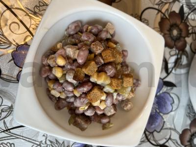 Pupelių salotos per 3 minutes pagrindine nuotrauka