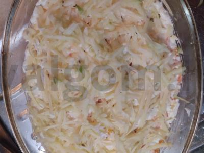 Salotas „Silkė po šubą“ su sūriu ir obuoliu Žingsnis 6