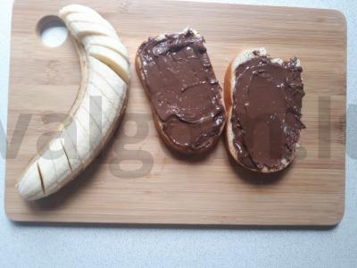 Bananų sumuštiniai Žingsnis 2