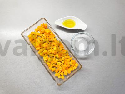 Salotas su kalakutiena, BBQ ir moliūgu Žingsnis 1