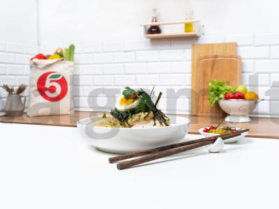 Sotūs ramenas su vištiena pagrindine nuotrauka