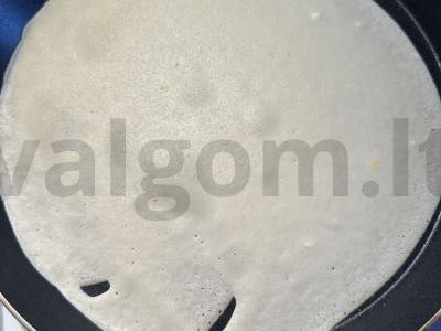 Ploni blynai be skylučių su alyvuogių aliejumi ant putpelės kiaušinio Žingsnis 5