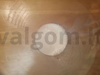 Kavos smūgis su obuolių tyre „Džiaugsmas“ Žingsnis 3