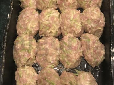 Vaikiški vištienos kotletai su cukinija Žingsnis 4