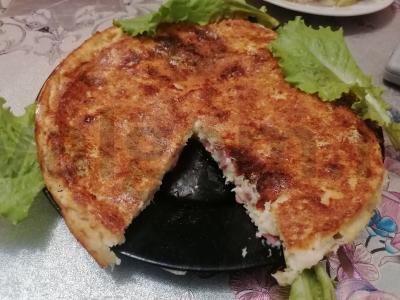 Cukinijų pyragas su dešra pagrindine nuotrauka