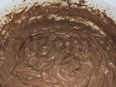 Šokoladinis kremas tortams pagrindine nuotrauka