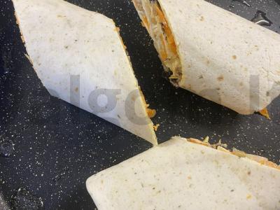 Ritinys su morkomis, vištiena ir baziliku Žingsnis 6