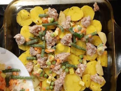 Keptas bulvės su faršu ir daržovėmis Žingsnis 5