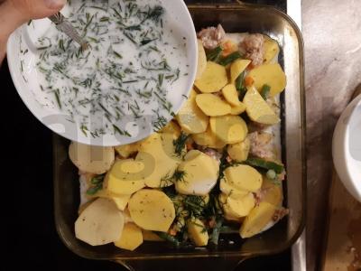 Keptas bulvės su faršu ir daržovėmis Žingsnis 7