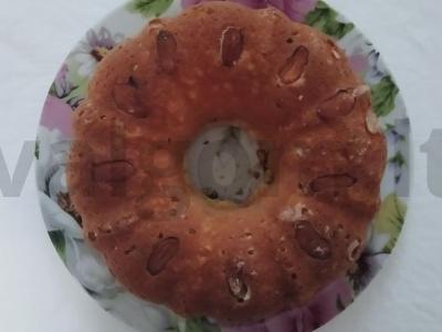 Skani Velykinė vokiečių keksas „Gugelhupf“ pagrindine nuotrauka