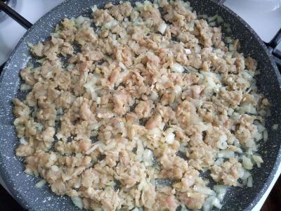 Fusilli makaronai su pesto padažu ir faršu Žingsnis 1