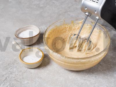 Žemės riešutų sviesto sausainiai su įvairiomis įdarais Žingsnis 1