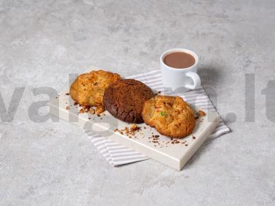 Žemės riešutų sviesto sausainiai su įvairiomis įdarais pagrindine nuotrauka