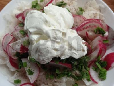 Radinio ir ridikėlių salotos su grietine Žingsnis 4