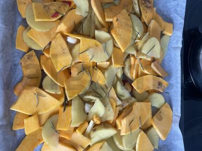 Mėsos troškinys su moliūgu, čili ir rozmarinu Žingsnis 2