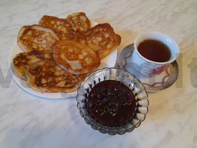 Vegetariški blynai be kiaušinių pagrindine nuotrauka