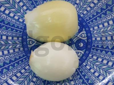 Svogūnai tešloje prie mėsos patiekalų Žingsnis 1