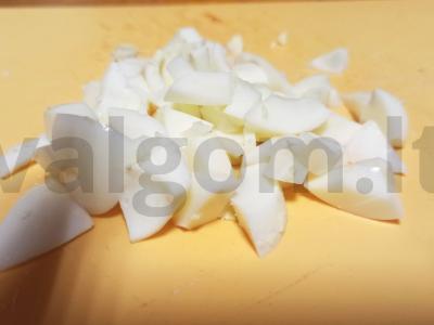 Salotas su pomidoru ir nacho Žingsnis 3