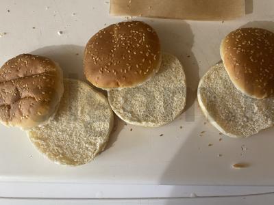 Namų burgeriai su sultinga kotlete elektriniame grilyje Žingsnis 5