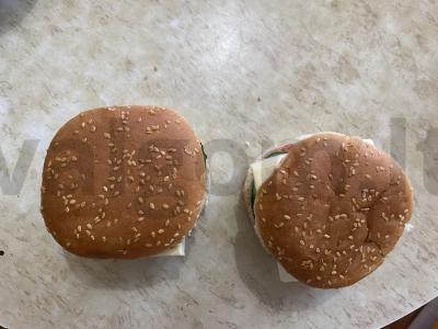 Namų burgeriai su sultinga kotlete elektriniame grilyje Žingsnis 11