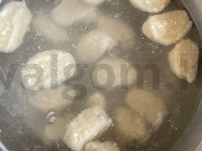 Patingėlių virtinukai su kondensuotu pienu Žingsnis 4