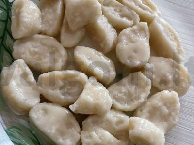 Patingėlių virtinukai su kondensuotu pienu pagrindine nuotrauka