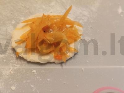 Koldūnai su kopūstais Žingsnis 4