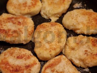 Bulvių kotletai džiūvėsėliuose pagrindine nuotrauka