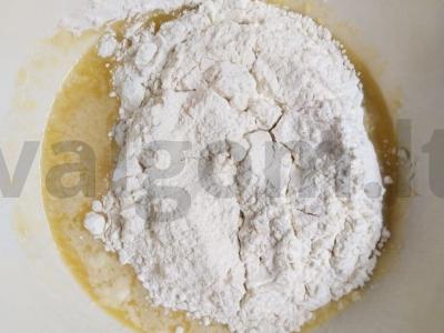 Vyšnių pyragas prie arbatos Žingsnis 3