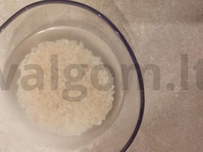 Ryžių sriuba su meatballs Žingsnis 1