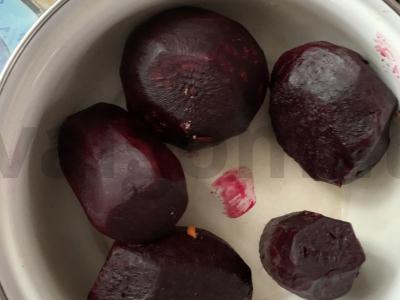 Silkė po šubomis šventinė Žingsnis 2