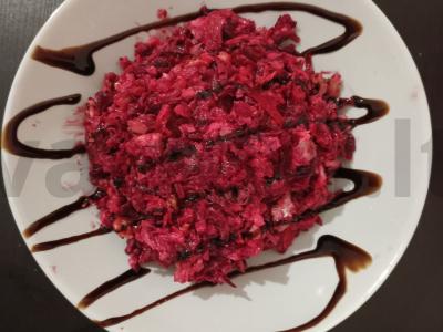 Burokėlių salotos su graikiniais riešutais Žingsnis 3