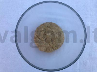 Vegetariška galeta su obuoliais ir prieskoniais Žingsnis 2