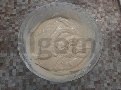 Saldus pyragas su uogomis iš rūgštaus pieno Žingsnis 6