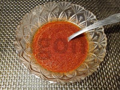 Paprasta glazūra su kakava ir grietine pagrindine nuotrauka