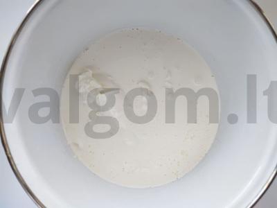 Šokoladinis riešutų kremas su grietinėle Žingsnis 1