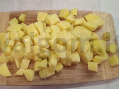 Troškinta bulvė su troškiniu Žingsnis 7