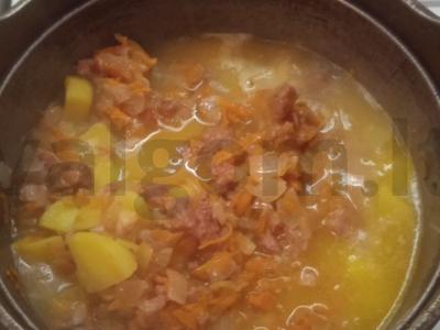 Troškinta bulvė su troškiniu Žingsnis 9