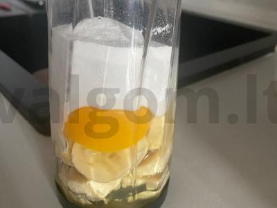 Šokoladiniai blynai iš ryžių miltų Žingsnis 1